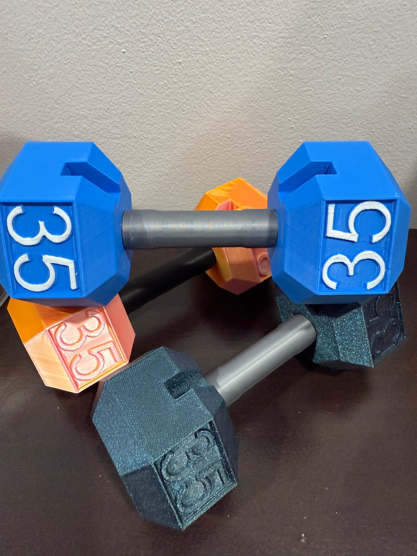 Porte-cartes de visite haltère unique – Un incontournable pour les professionnels du fitness ! Le cadeau parfait !