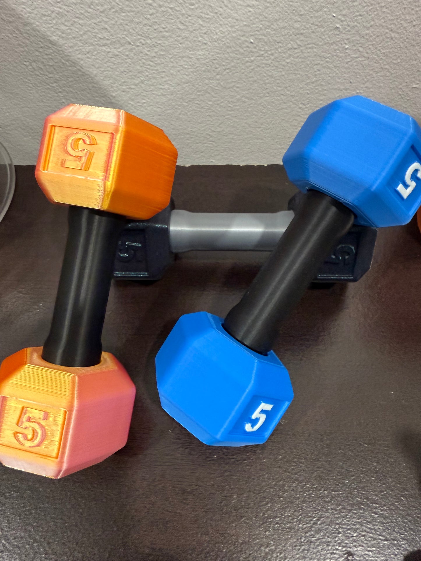 Hochet Haltère Unique pour Bébé – Le plus mignon des cadeaux de sport ! - Jouet Haltère pour Bébé pour Futurs Haltérophiles